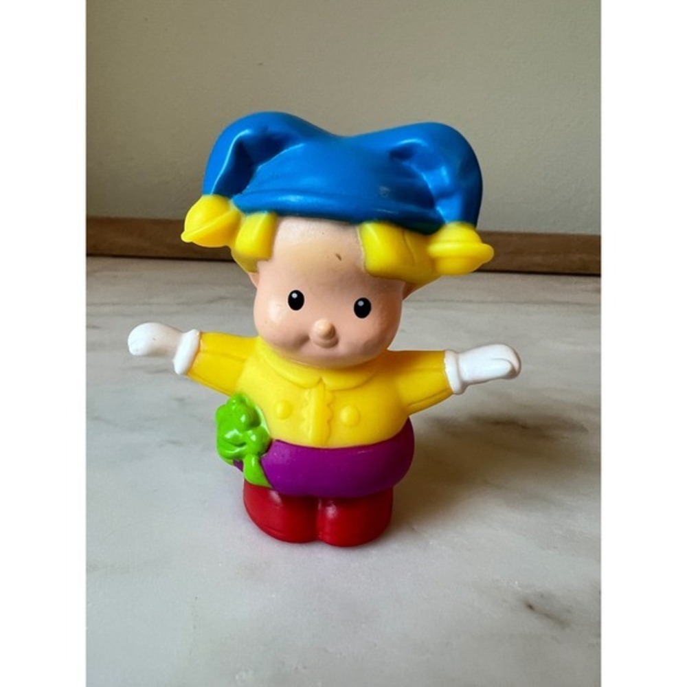 Jester Boy with his Frog McDonalds Happy Meal Little People Toy 2003